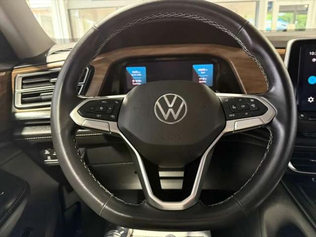 2025 Volkswagen Atlas 2.0T SE w/Technology