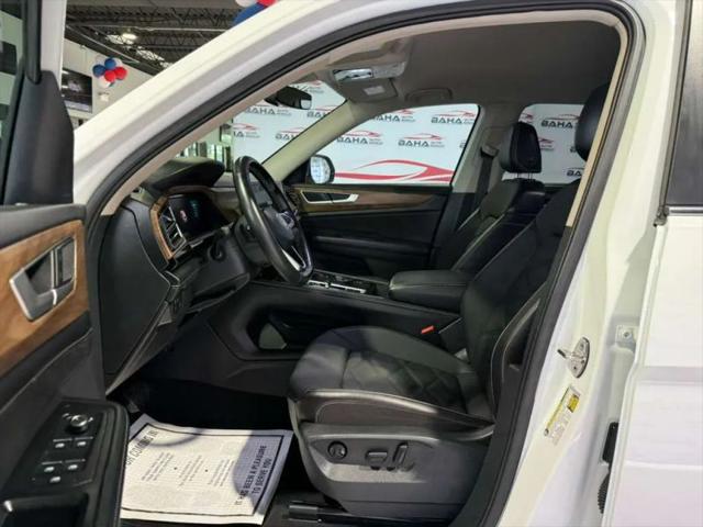 2025 Volkswagen Atlas 2.0T SE w/Technology