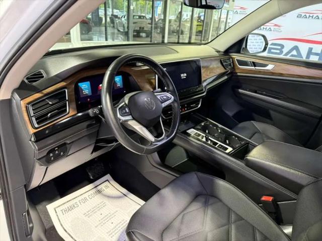 2025 Volkswagen Atlas 2.0T SE w/Technology