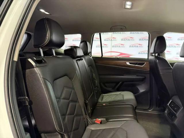 2025 Volkswagen Atlas 2.0T SE w/Technology