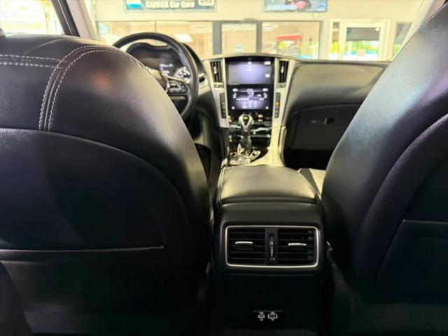 2023 INFINITI Q50 LUXE AWD