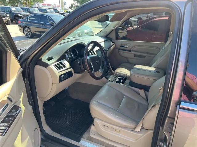 2011 Cadillac Escalade Standard