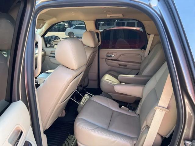 2011 Cadillac Escalade Standard
