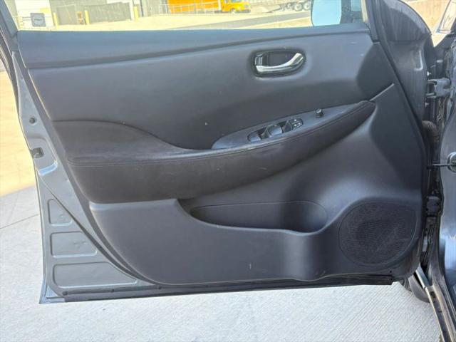 2016 Nissan LEAF S
