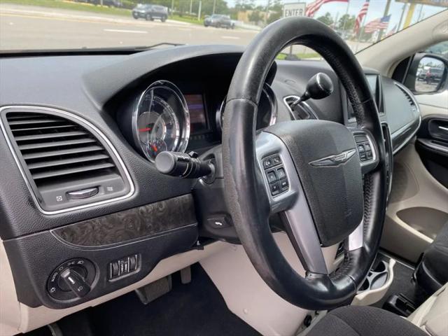 2011 Chrysler Town & Country Touring