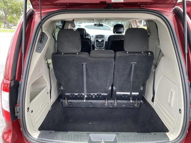 2011 Chrysler Town & Country Touring