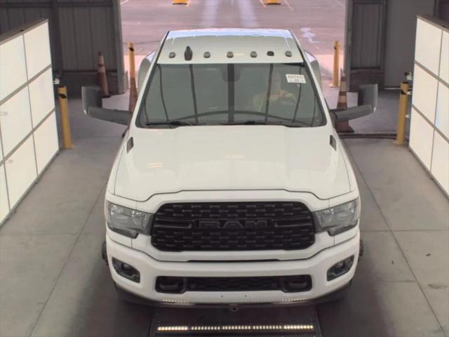2022 Ram 3500 Lone Star Crew Cab 4x2 8' Box