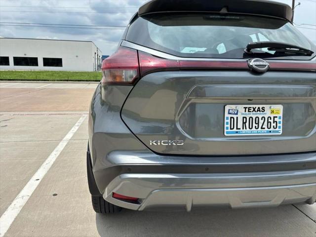 2022 Nissan Kicks SR Xtronic CVT