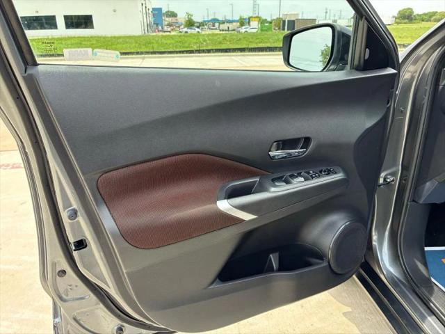 2022 Nissan Kicks SR Xtronic CVT