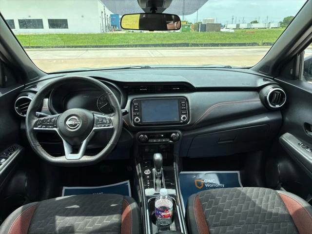 2022 Nissan Kicks SR Xtronic CVT