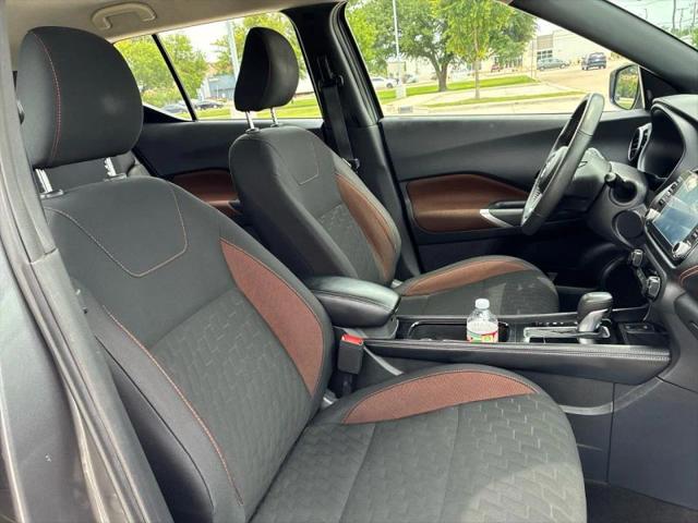 2022 Nissan Kicks SR Xtronic CVT