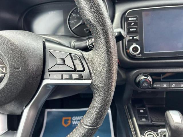 2022 Nissan Kicks SR Xtronic CVT