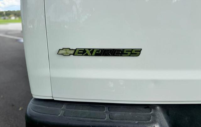 2019 Chevrolet Express Work Van