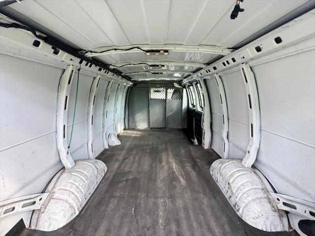 2019 Chevrolet Express Work Van