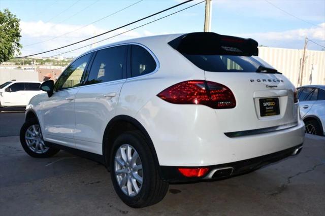 2011 Porsche Cayenne Base