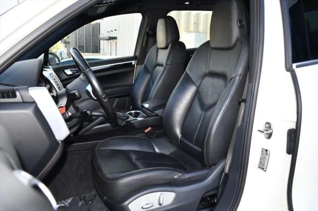 2011 Porsche Cayenne Base