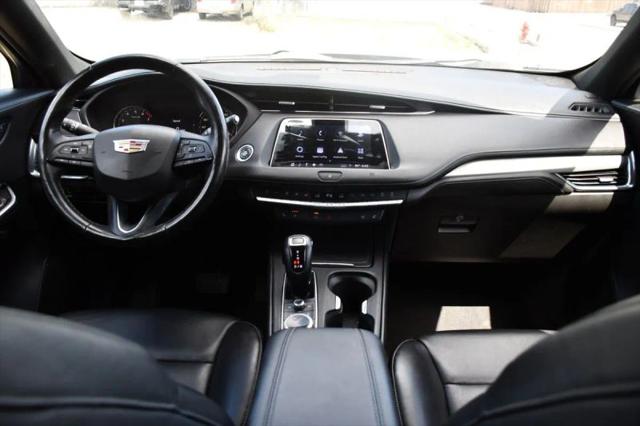 2019 Cadillac XT4 Premium Luxury