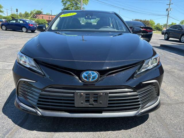 2022 Toyota Camry LE Hybrid