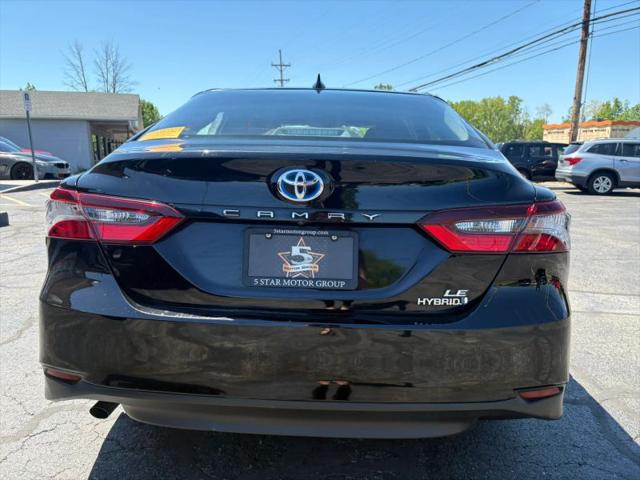 2022 Toyota Camry LE Hybrid