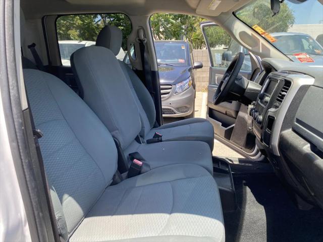 2019 Ram 1500 Classic SLT Crew Cab 4x2 64 Box