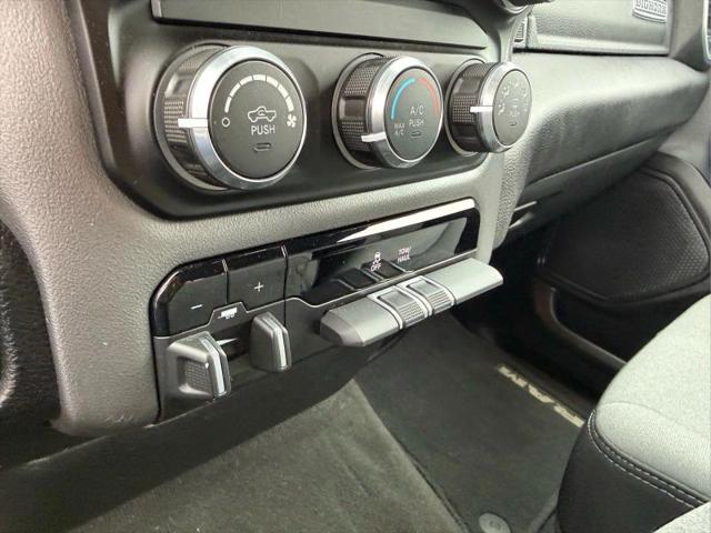 2022 Ram 1500 Big Horn Crew Cab 4x4 5'7" Box