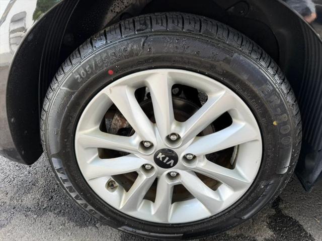 2017 Kia Forte S