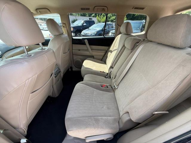 2012 Toyota Highlander Base V6