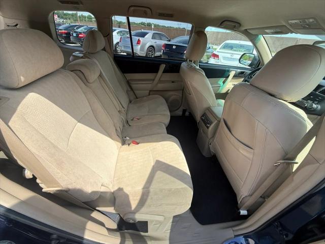 2012 Toyota Highlander Base V6