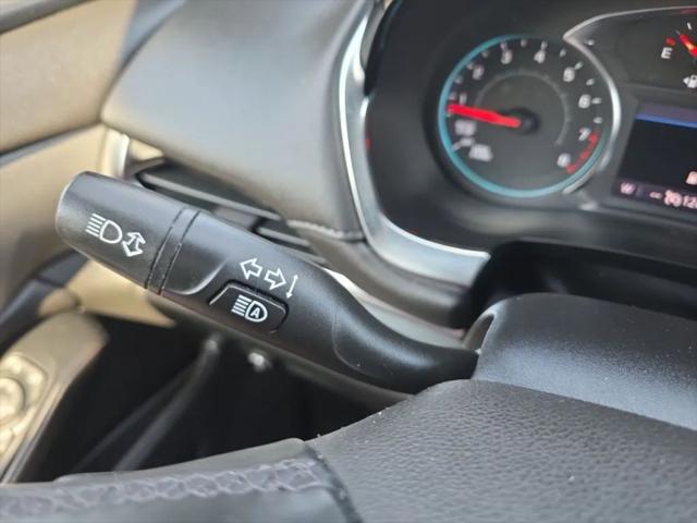 2023 Chevrolet Traverse FWD LT Cloth