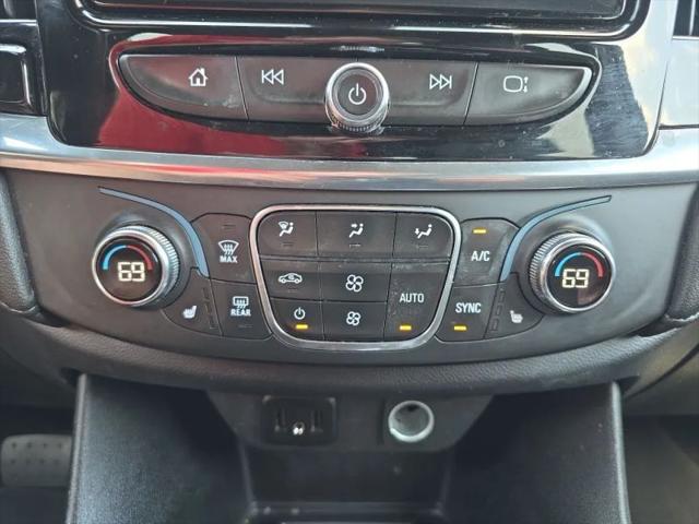 2023 Chevrolet Traverse FWD LT Cloth