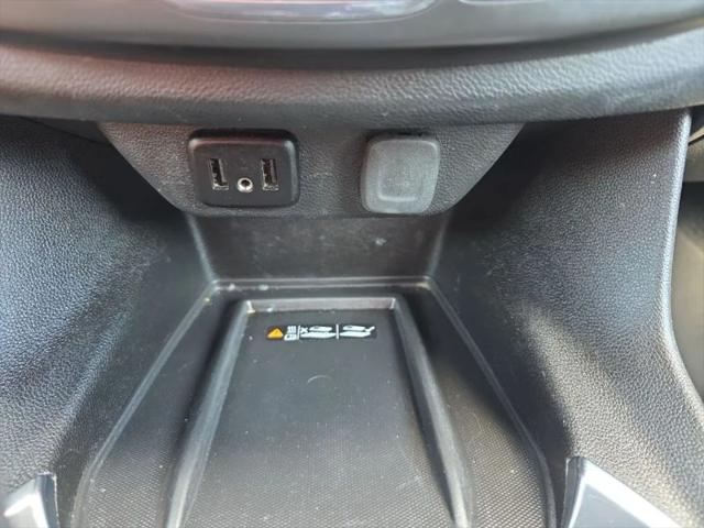 2023 Chevrolet Traverse FWD LT Cloth