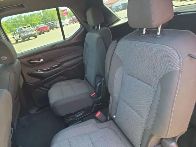 2023 Chevrolet Traverse FWD LT Cloth