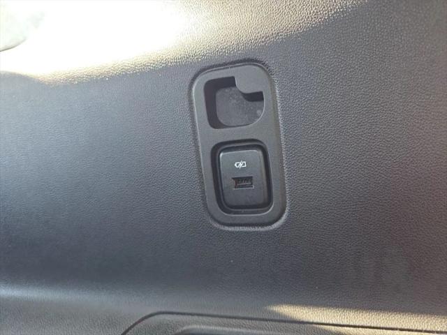 2023 Chevrolet Traverse FWD LT Cloth