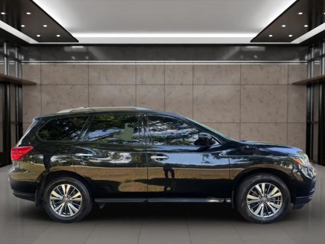 2018 Nissan Pathfinder S