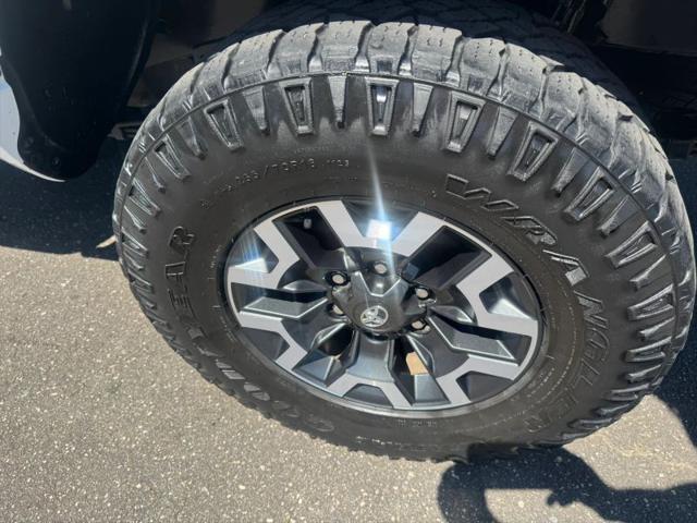 2017 Toyota Tacoma SR5 V6