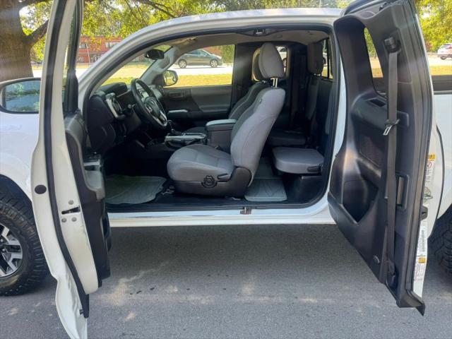 2017 Toyota Tacoma SR5 V6