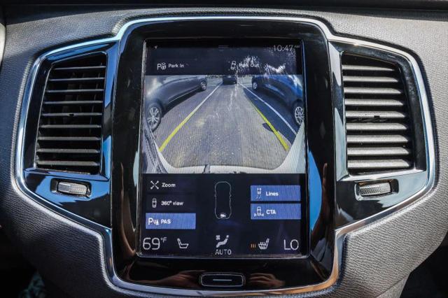 2018 Volvo XC90 T6 Momentum