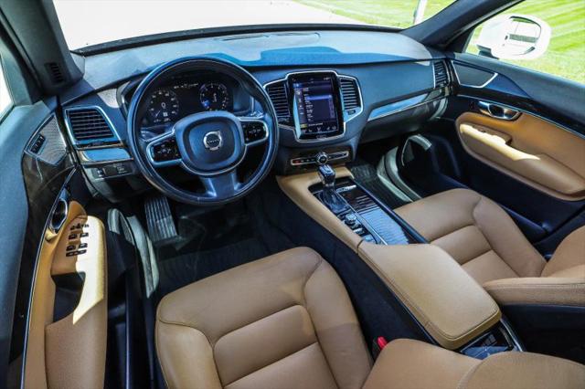 2018 Volvo XC90 T6 Momentum