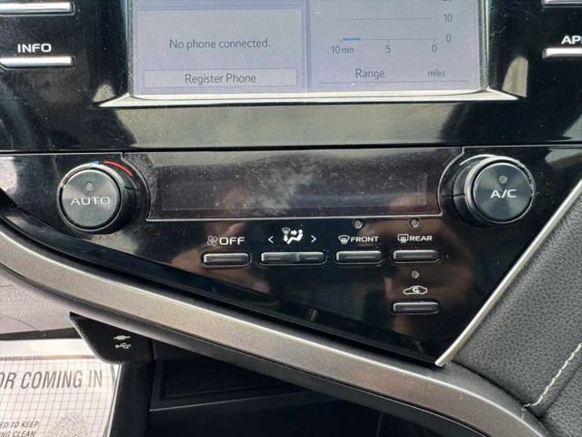 2018 Toyota Camry SE