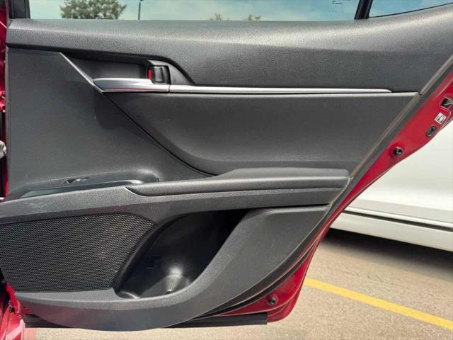 2018 Toyota Camry SE