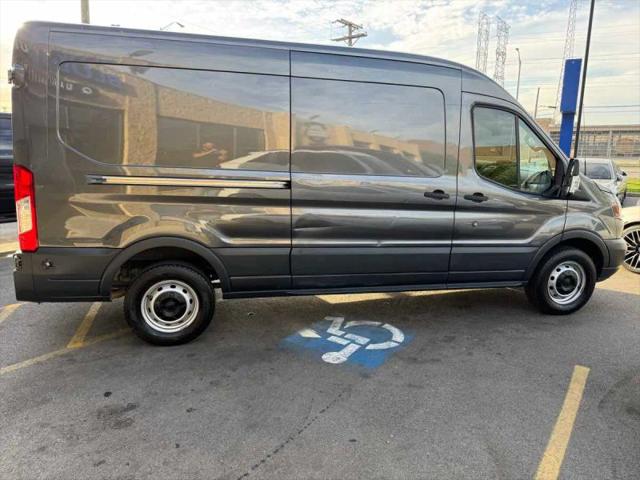 2017 Ford Transit Medium Roof w/Sliding Side Door w/LWB