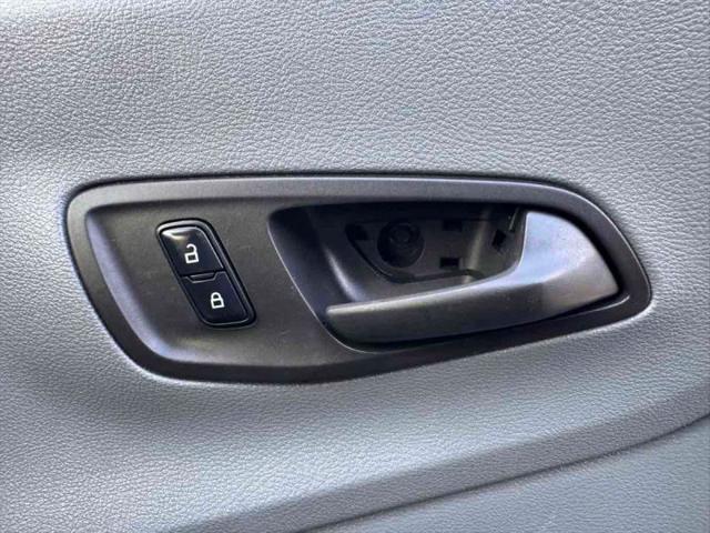 2017 Ford Transit Medium Roof w/Sliding Side Door w/LWB