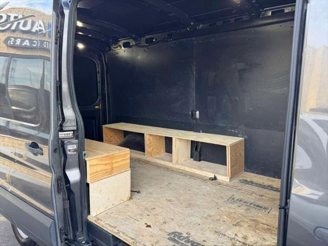 2017 Ford Transit Medium Roof w/Sliding Side Door w/LWB