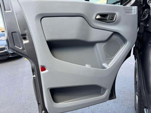 2017 Ford Transit Medium Roof w/Sliding Side Door w/LWB
