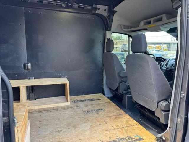 2017 Ford Transit Medium Roof w/Sliding Side Door w/LWB