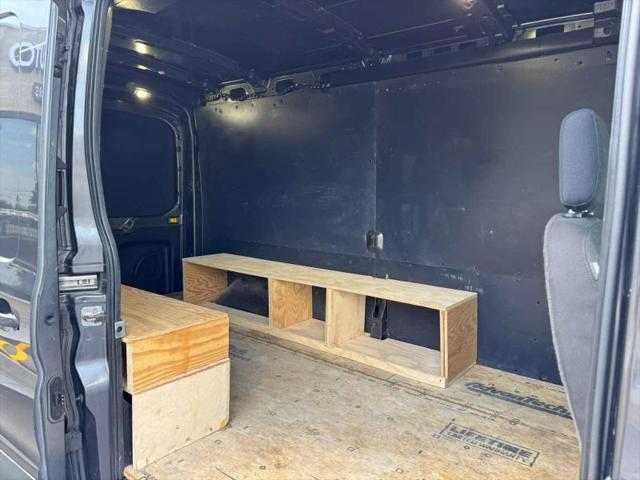 2017 Ford Transit Medium Roof w/Sliding Side Door w/LWB
