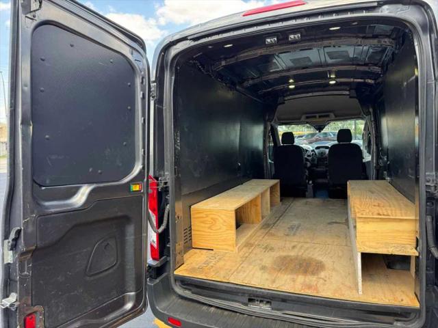 2017 Ford Transit Medium Roof w/Sliding Side Door w/LWB