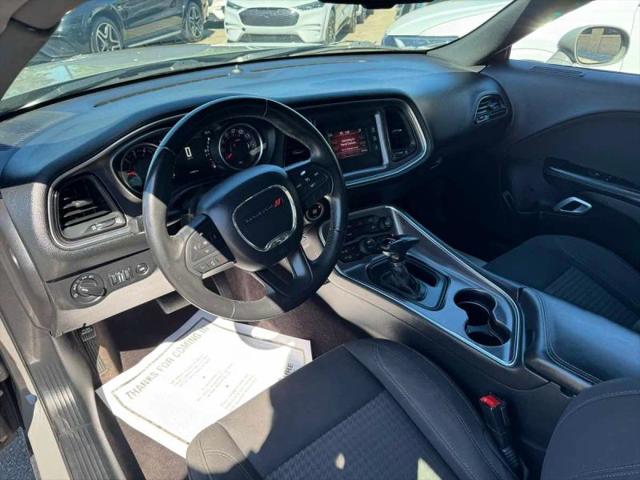 2017 Dodge Challenger SXT