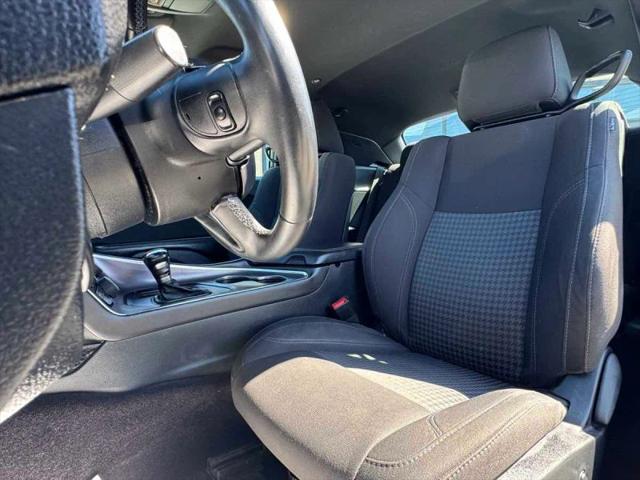 2017 Dodge Challenger SXT