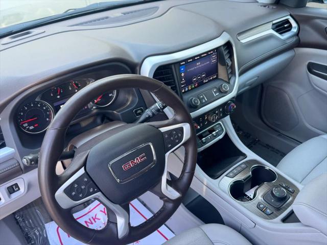 2023 GMC Acadia AWD SLT